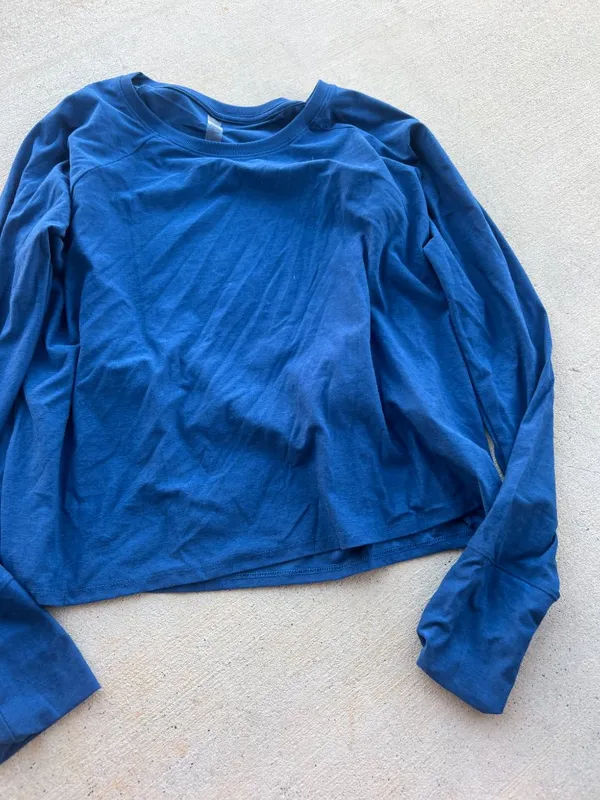 Beyond‎ Yoga bright blue top size M - Image 2
