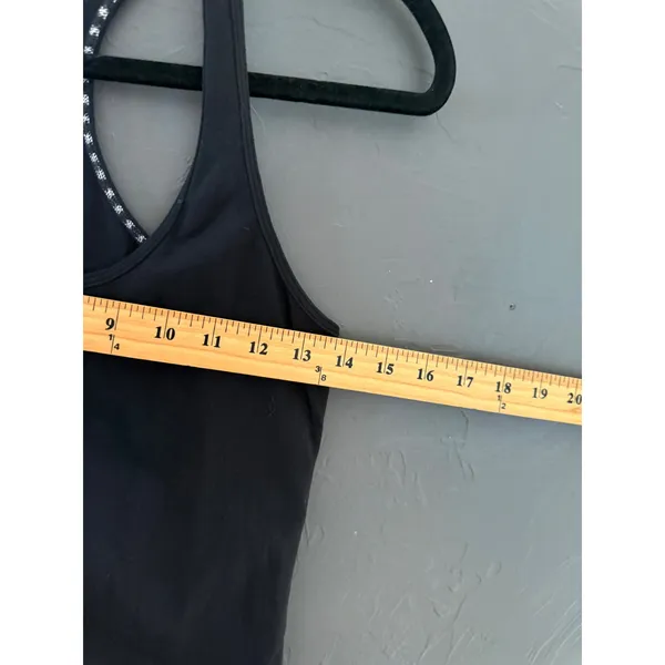 Lululemon‎ Womens Black Racerback Athletic Yoga Tank Top Slim Fit Scoop Neck - Image 4