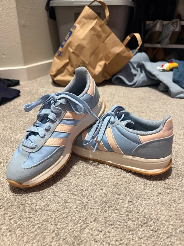 Adidas Women's Blue and Pink run 70s retro sneaker - Image 3