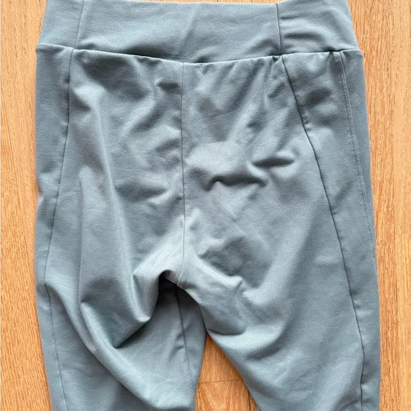 Gymshark women’s  Teal Leggings - Image 5