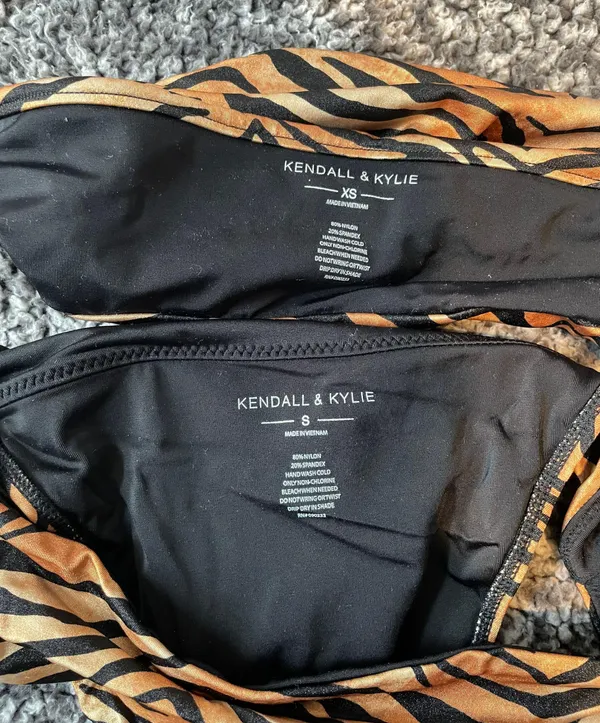 Kendall & Kylie Bikini - Image 3