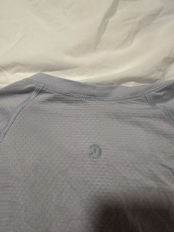 Lululemon Swiftly Tech Long Sleeve - Image 4