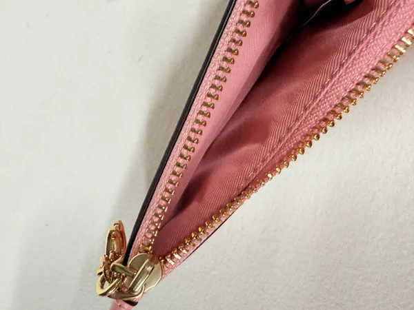 coach Mini Skinny Id Case In Loved Denim With Quilting And Charm cfa30 - Image 5
