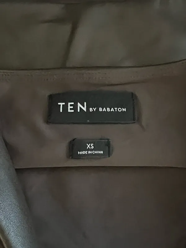 Aritzia Babaton Brown VEGAN Leather Crop Top - Image 7