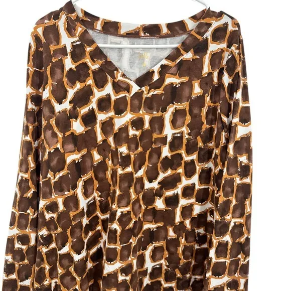Belle by Kim Gravel Medium Brown White Animal Print Long Sleeve V‎ Neck Blouse - Image 3