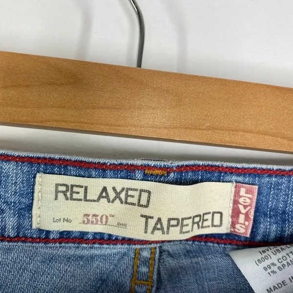 Levis 550 Relaxed Tapered Light Wash Distressed Jeans Womens 4‎ Short 4S Blue - Image 7