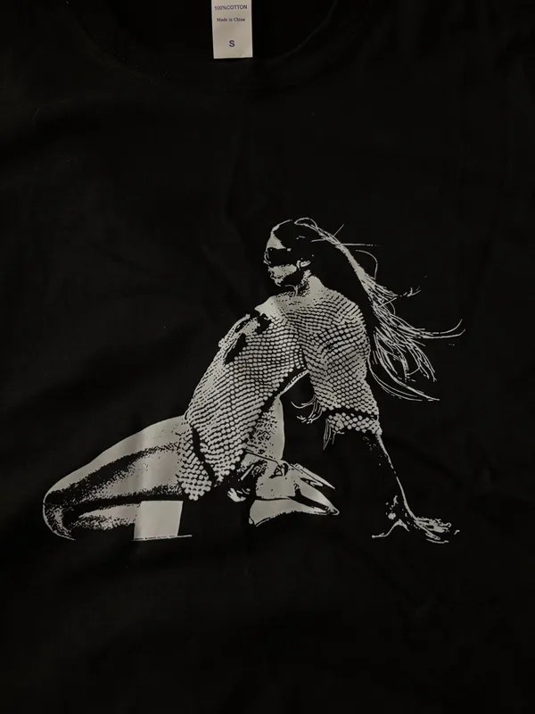 Tate McRae Shirt Black - Image 2