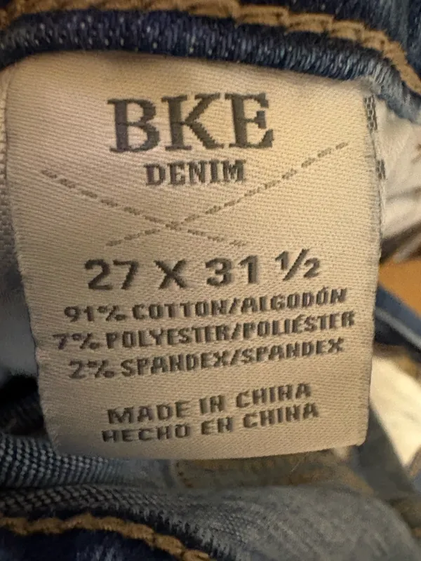 Comfy & stretchy BKE high rise blue jeans #denim #highwaist - Image 4