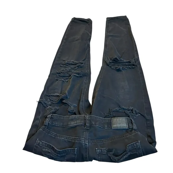 AMERICAN EAGLE black very distressed mom Jean - Image 2