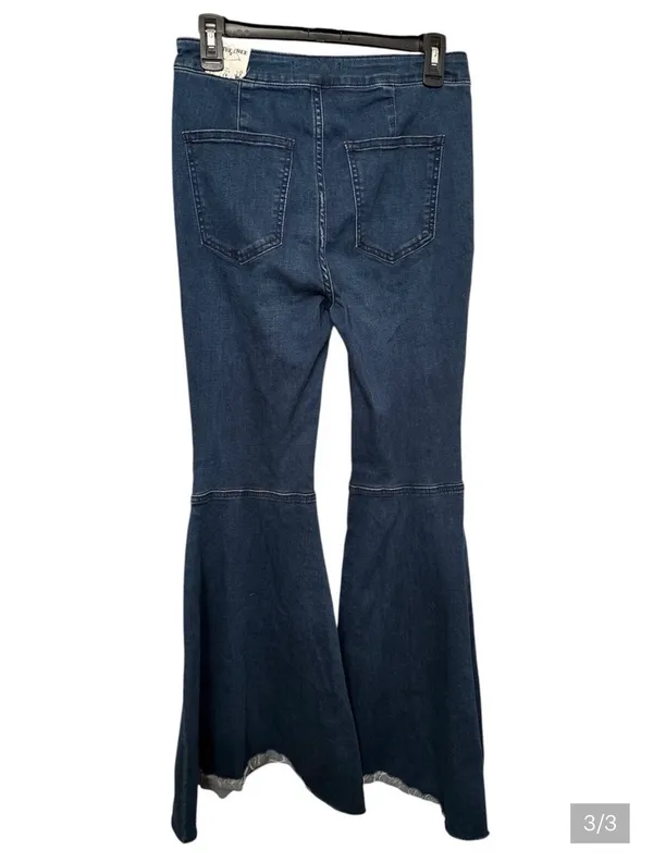 We The Free Dark Blue Flared Jeans - Image 3