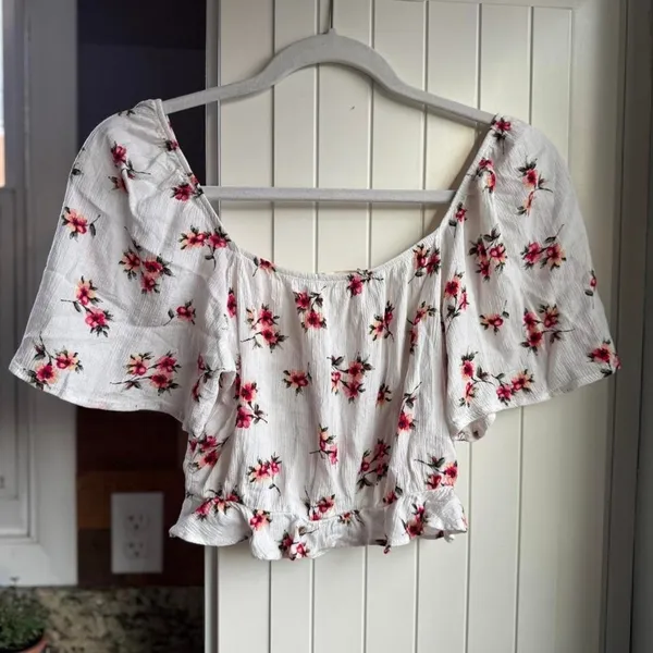 Altar'd State White Floral Milkmaid Tie Front Crop Coquette Bright Summer Top S - Image 4