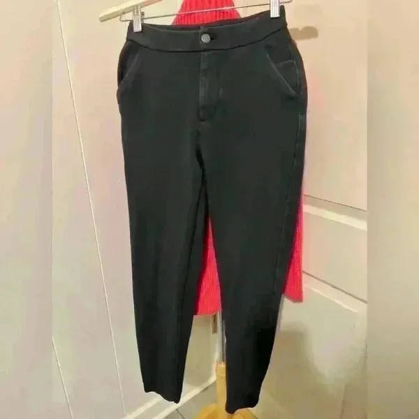 Lululemon‎ City Trek Black Work Pants Trousers Tencel Nylon Elastane Size 2 - Image 2