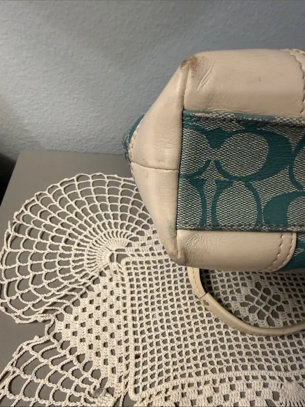Coach Chelsea Teal and Cream Signature Stripe Tote. - Image 11