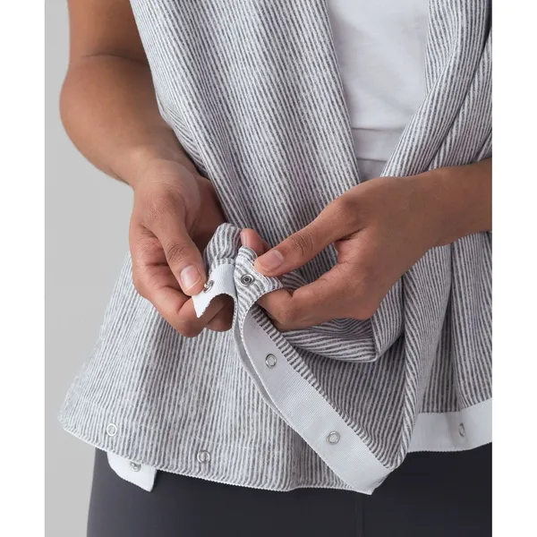 Lululemon‎ Vinyasa Scarf Grey White Micro Stripe Snap Wrap One Size O/S - Image 3
