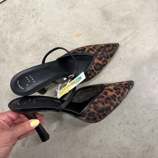 A New Day Leopard Mesh Pointed Toe Mule Heels Memory Foam Black Brown 9.5‎ - Image 5