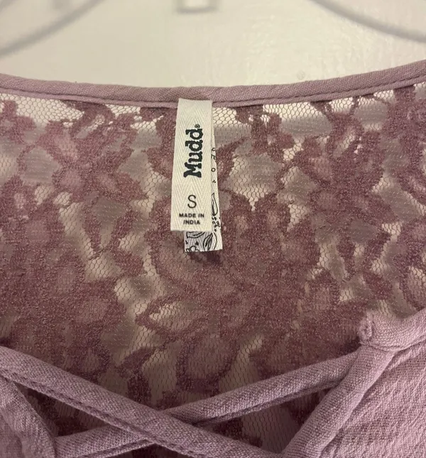 Mudd Light Purple Lacey Long Sleeve Crop Top - Size Small - Image 3