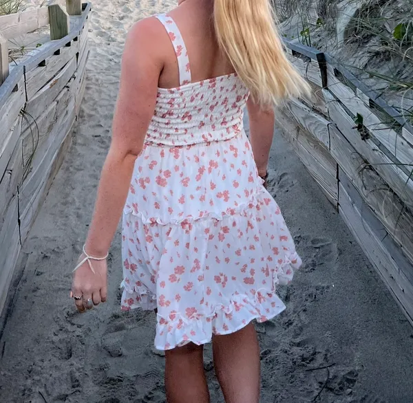White and peach summer sundress - Image 2
