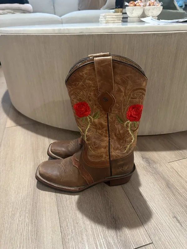 TOMBSTONE Arena Queen Red Rose Square Toe Boots in Red Roses Size US 8 - Image 5