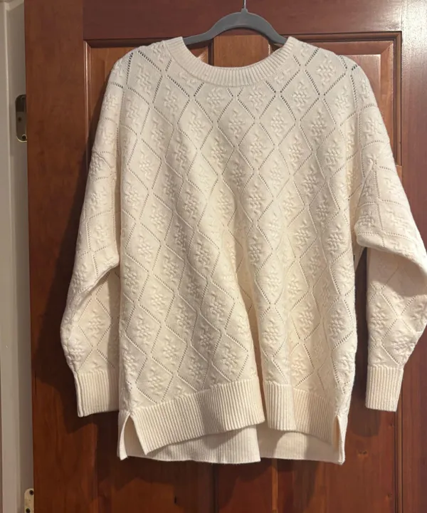 NWT Cyrus Cream Sweater!  XL - Image 5