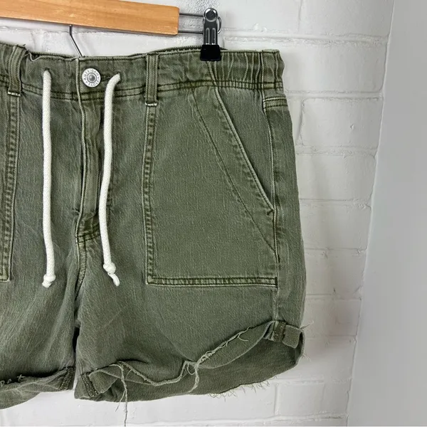 American Eagle Green Relaxed Casual Denim Shorts Size 14 - Image 5