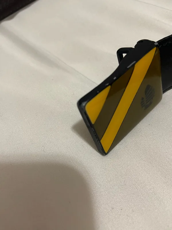 Black genuine leather belt with yellow and olive diagonal stripes and black logo, size 42 #leather #stripes - Image 6