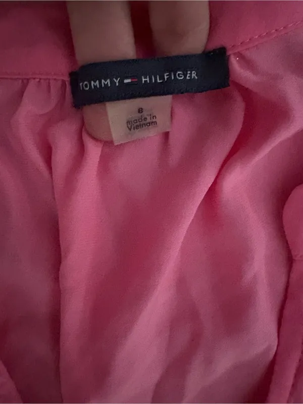 Tommy Hilfiger Hot Pink Tiered V-Neck Maxi Dress with Tie Waist - Image 2