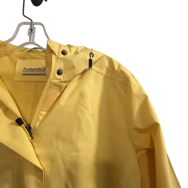 Avalanche Outdoor Supply Company Yellow Hooded Rain Jacket Women's‎ Small - Image 4