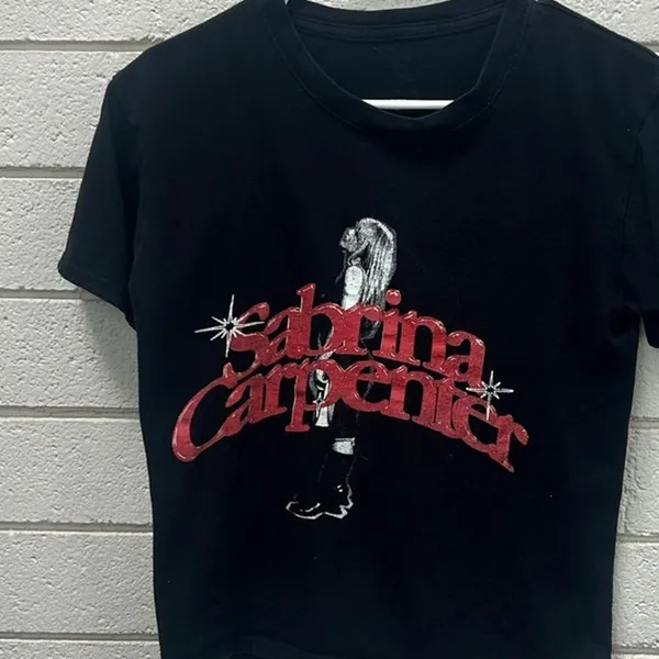 Sabrina Carpenter Black Graphic Tee size M Size M - Image 8