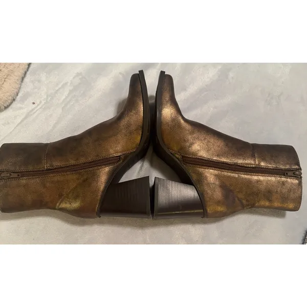 Wonderly dressy Boots Women’s sz 7M bronze high block heels booties Oakley brown - Image 5