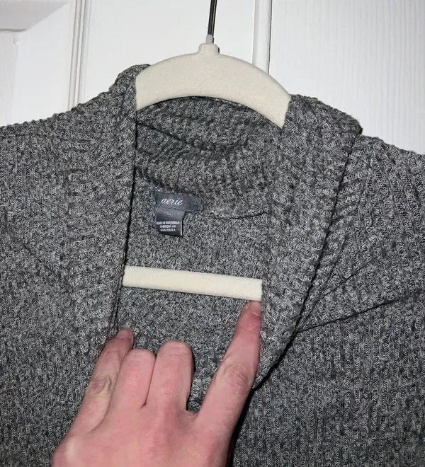 American Eagle Sweater - Image 3