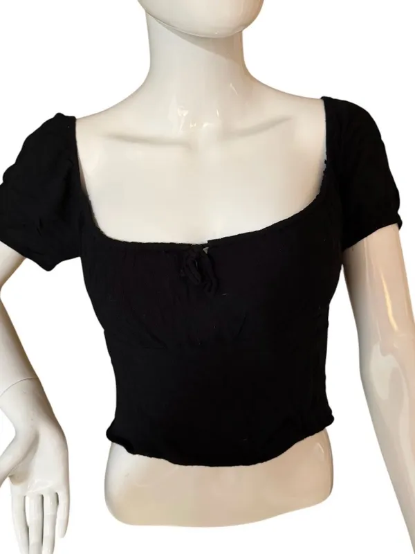 Hollister Black Square-Neck Puff Sleeve Crop Top - Image 2