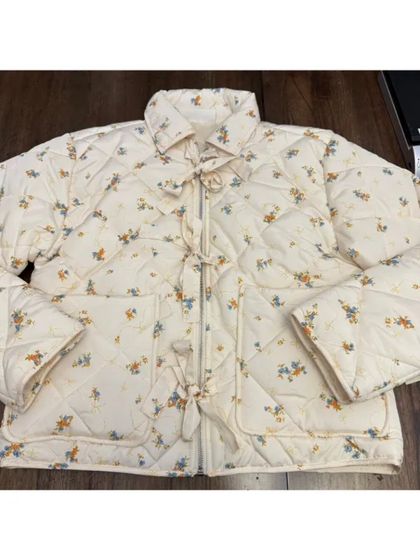No Boundaries Quilted Bow Jacket Size Small - Image 2