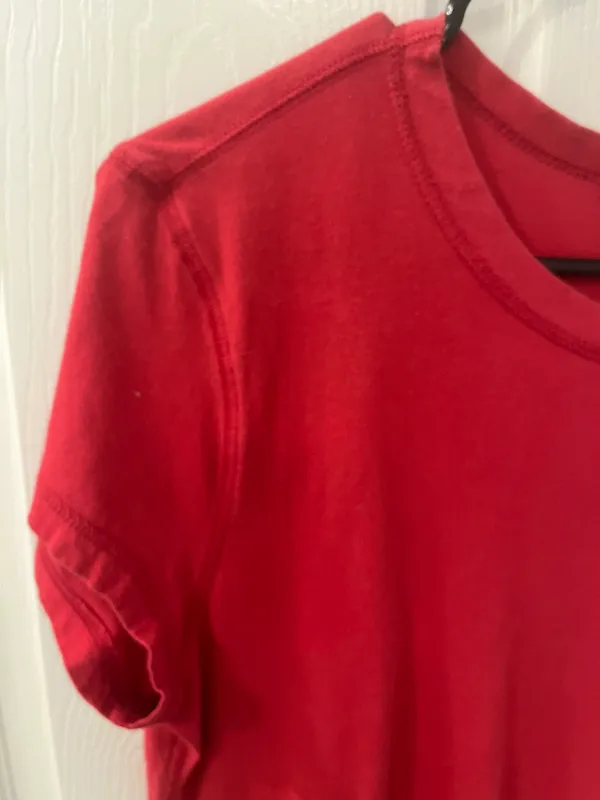 Outfitters Red Size XL Red Short Sleeve Shirt - Image 5