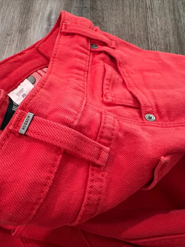Hudson Jeans Gemma Red Jeans Shorts size 25 - Image 9