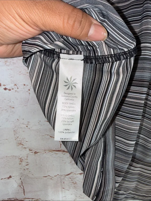 Athleta L Tankini Top Veracruz Stripe Gray Black swim padded adjustable straps - Image 6