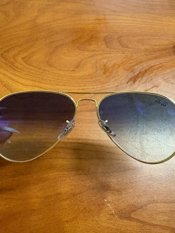 Women’s Ray-Ban Aviator Sunglasses Gradient Blue - Image 3