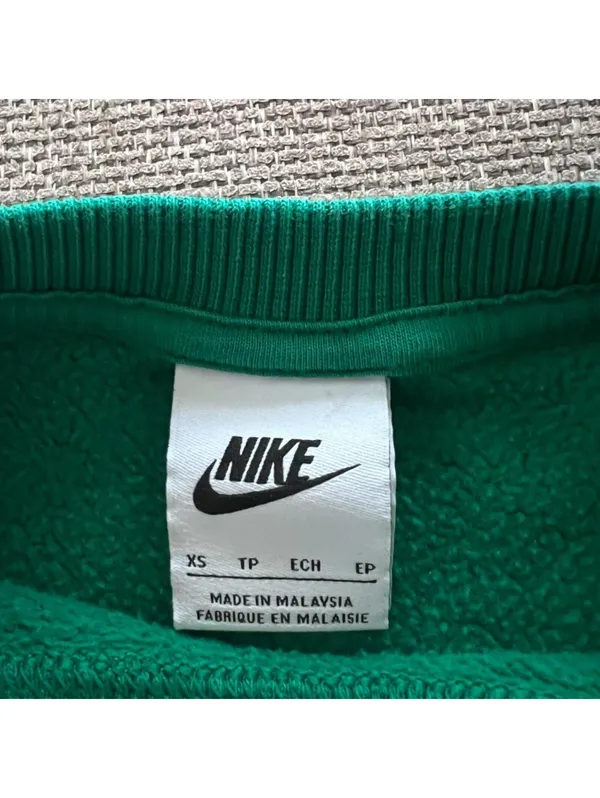 Nike Oversized Retro Crewneck Sweatshirt - Image 4