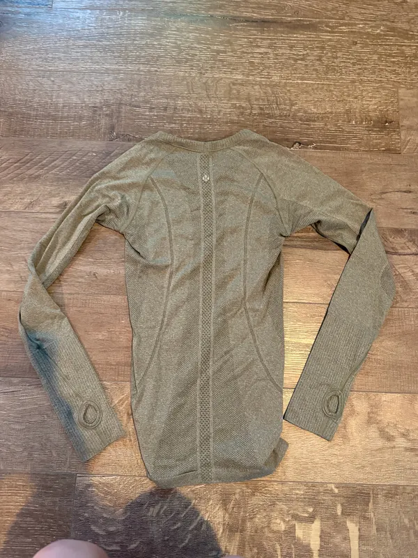 Lululemon Swiftly Long Sleeve - Image 2