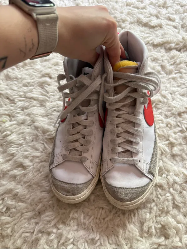 Nike Blazer Mid Vintage White Red Swoosh Sneakers - Image 2