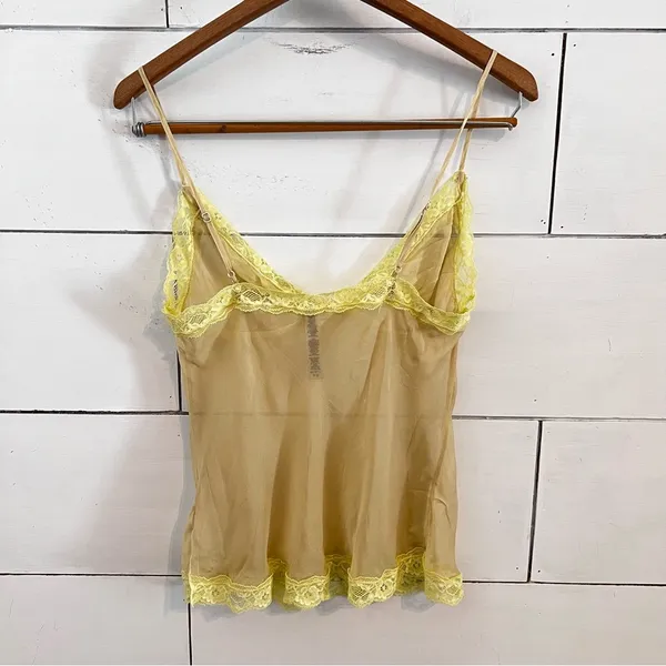 Skims Romance Lace Cami in Sage. Size Medium. New Without Tags. - Image 5