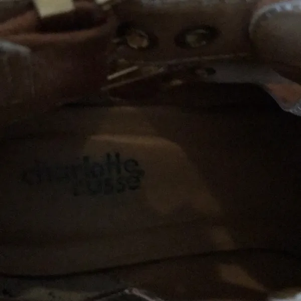 Boots - Image 7