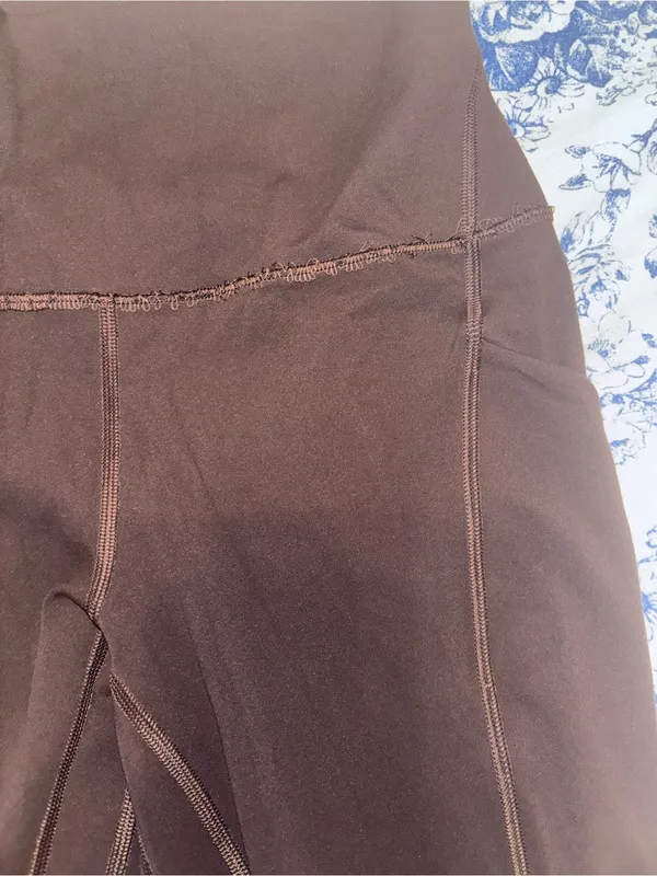 Brown Lululemon Leggings size 6 with side pockets - Image 3