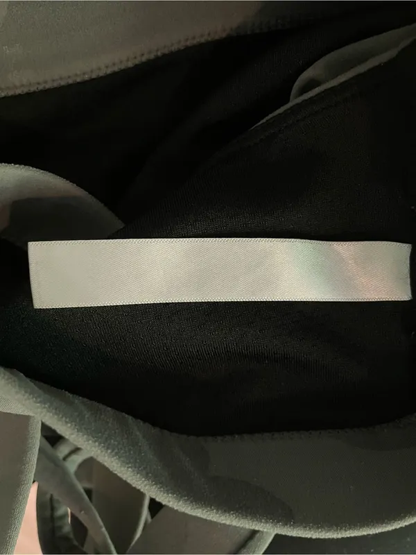 Everyday Seamless Sports Bra - Gray Camo - Image 3