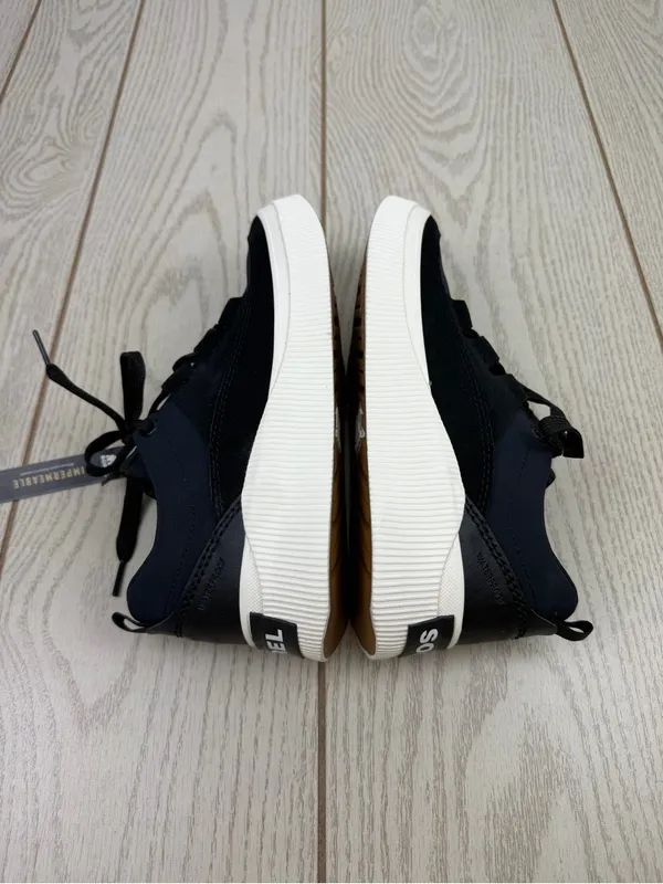 Sorel Women's Out N About IV Low Women's Waterproof Sneaker 8.5 Black Gum 2 $100 - Image 4