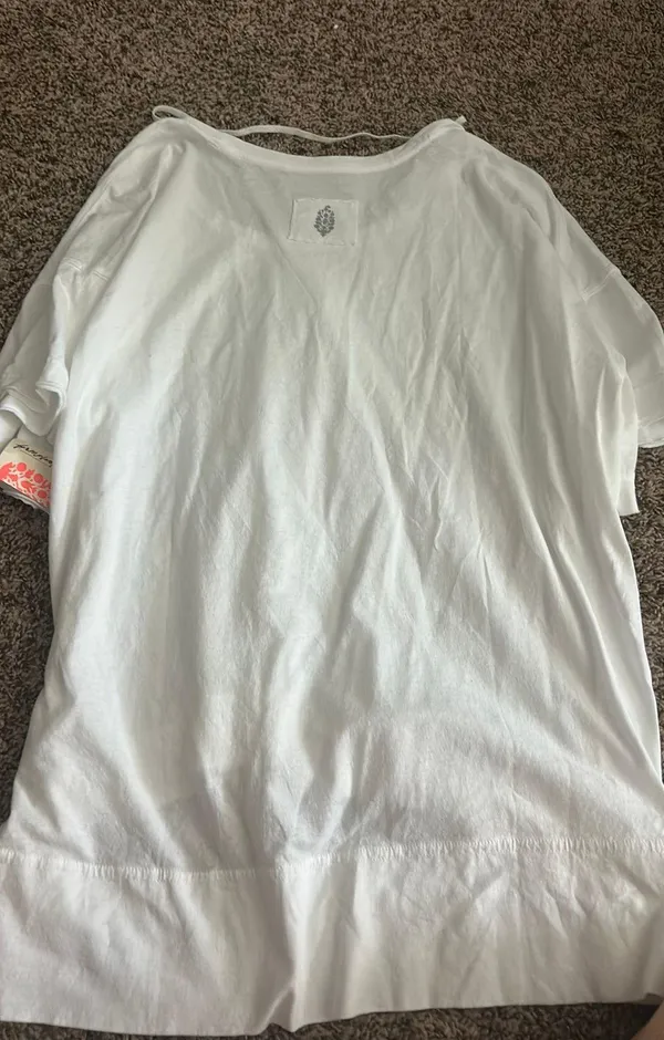 T-shirt - Image 2