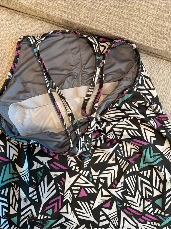 Patagonia Women's Latticeback Tank Size Small Hiking Athleisure - Image 4