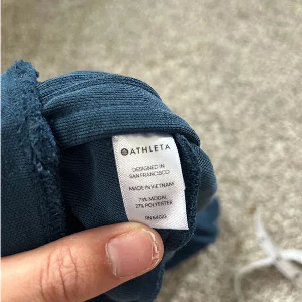 Athleta Blue Teal Short Shorties Athleticwear Athleisure Comfy Casual Workout - Image 3