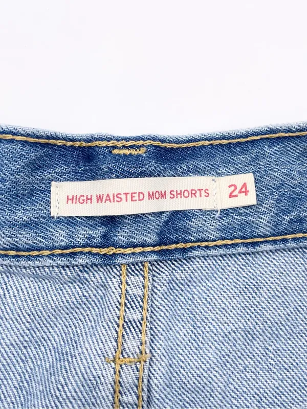 Levi's High Waisted Mom Shorts Size 24 Distressed Denim Cotton Frayed Hem Retro - Image 3