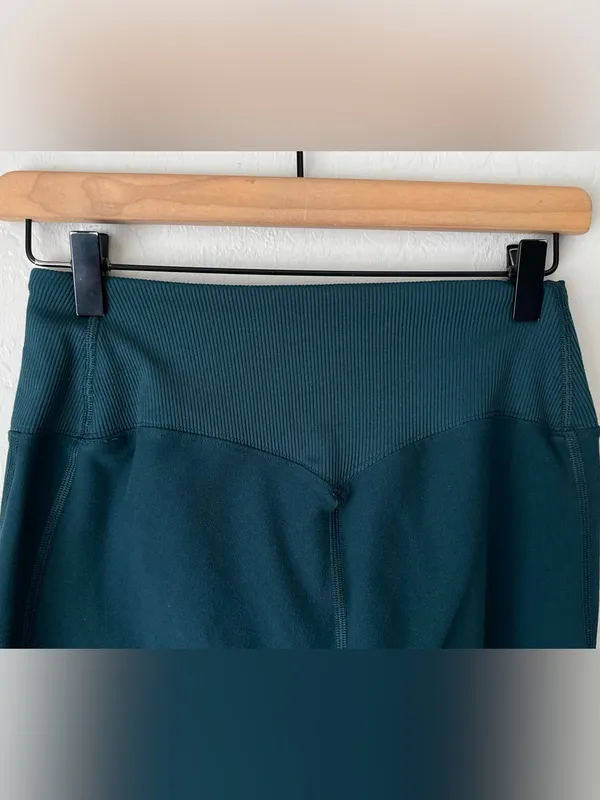 Lululemon Alo yoga High-Waist Alosoft Lounge Leggings midnight green large ribbed waist - Image 10