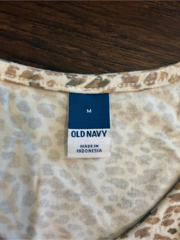 Old Navy Tan Leopard Print Dress Size Medium - C8-099 - Image 2